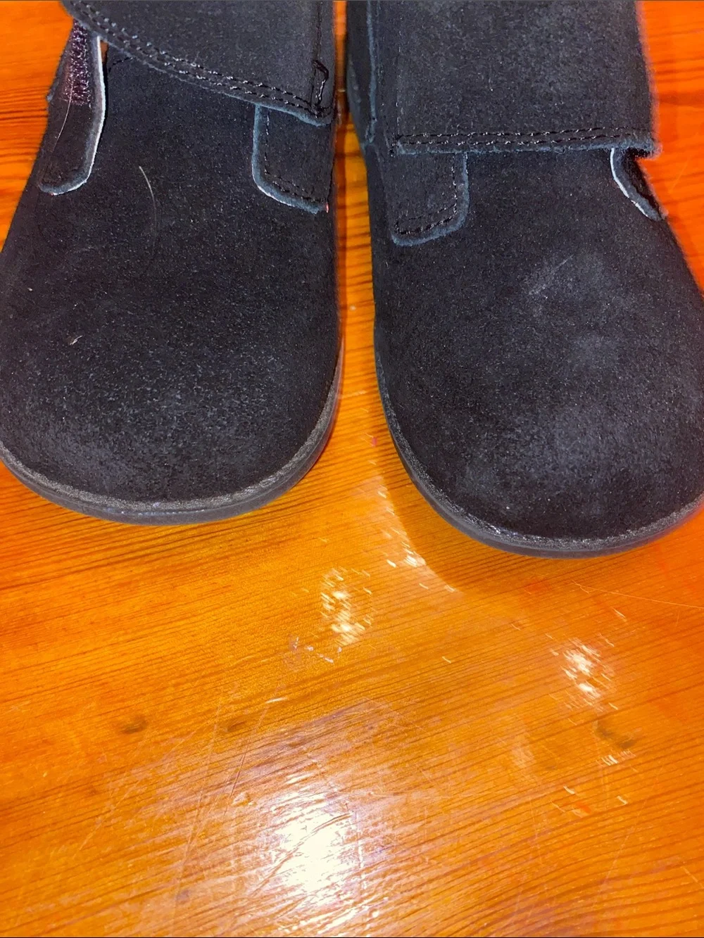 Livie & Luca soft suede